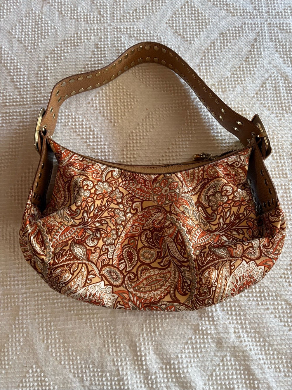 Kathy Van Zeeland Orange and Cream Paisley Shoulder Hobo Bag Y2K Boho Retro